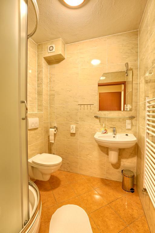 Hotel Tenis Chrząstowice Oda fotoğraf