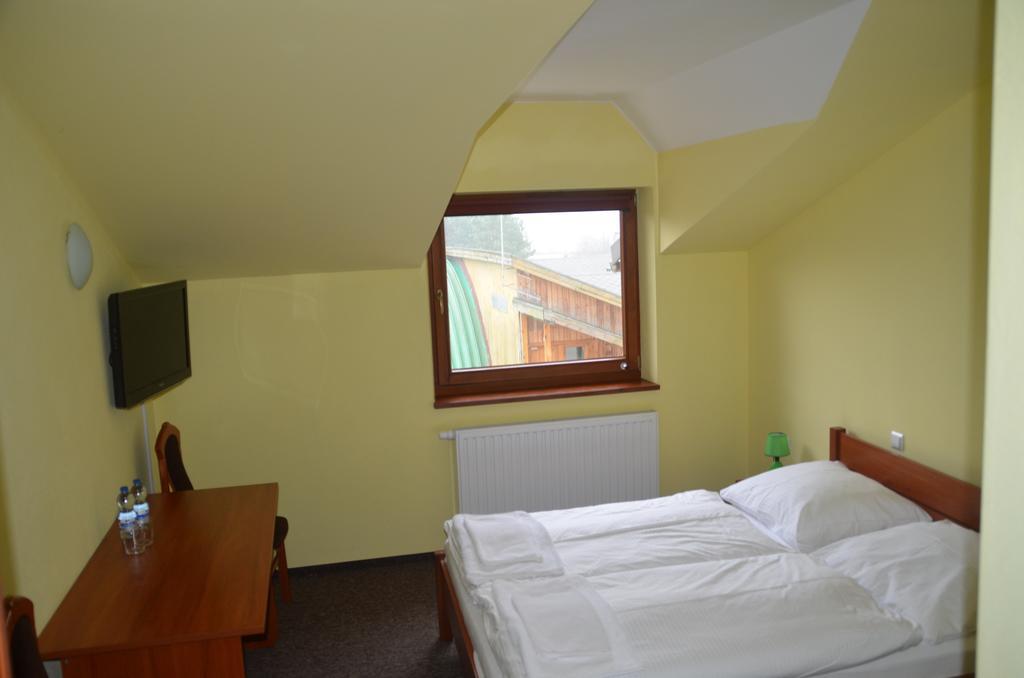 Hotel Tenis Chrząstowice Oda fotoğraf