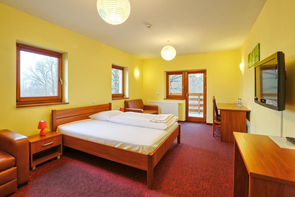 Hotel Tenis Chrząstowice Oda fotoğraf